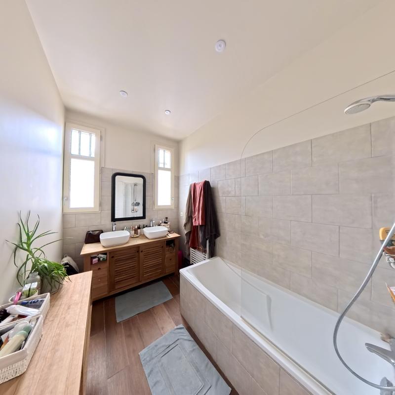 Maison - 152 m² - 6 pièces