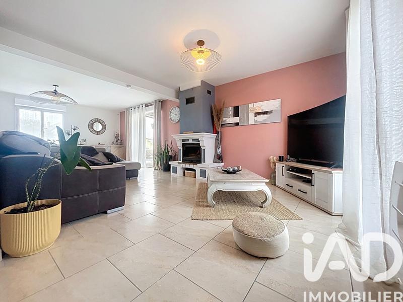 Maison - 137 m² - 5 pièces