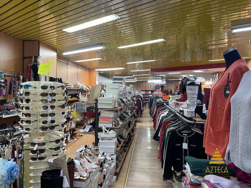 Local commercial - 220 m²