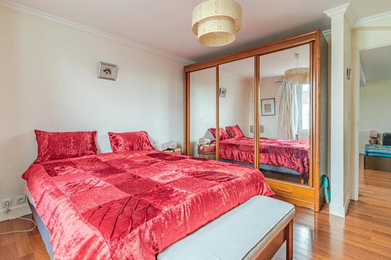 Appartement - 96 m² - 4 pièces