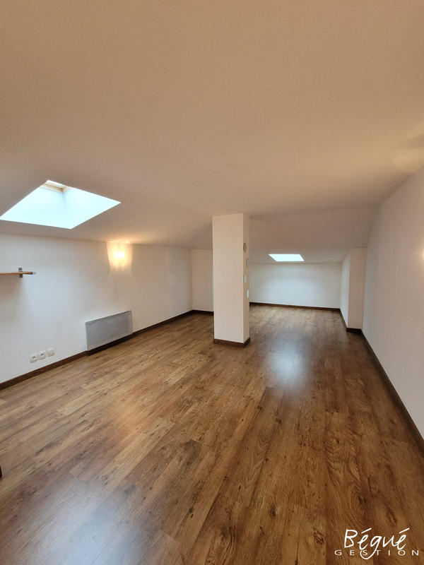 Appartement - 95 m² - 3 pièces