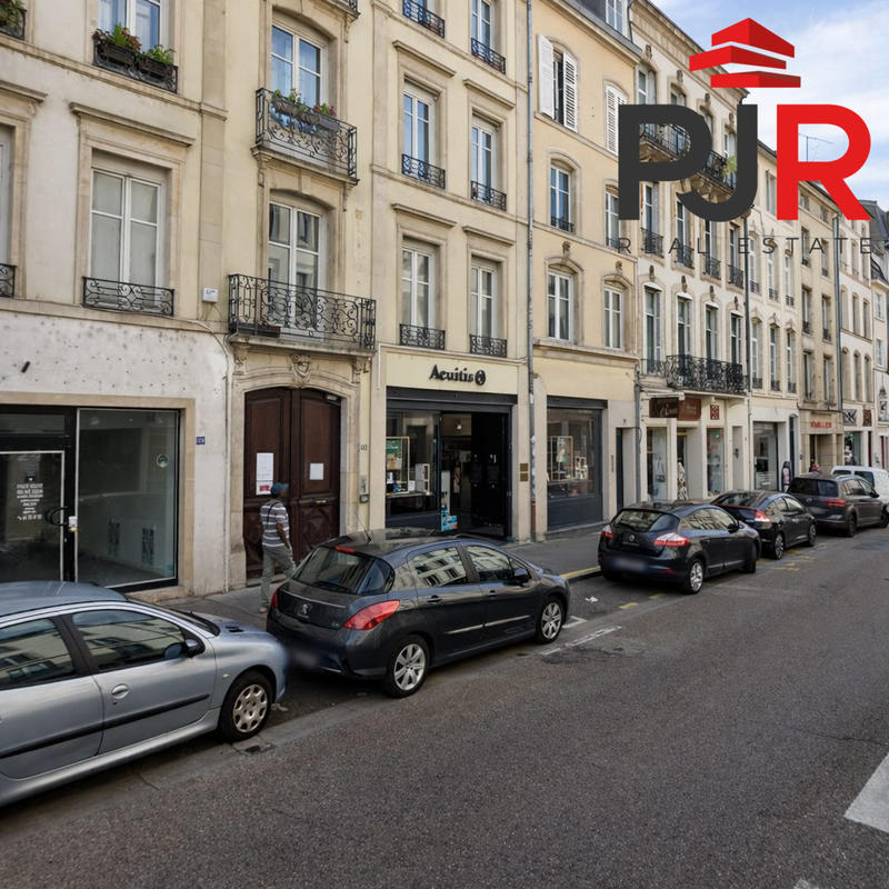 Local commercial - 211 m²