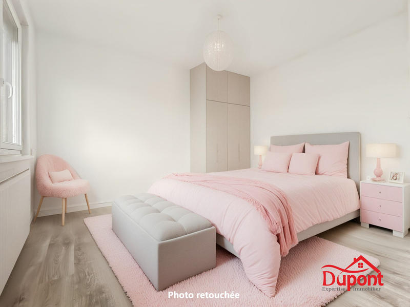 Maison - 92 m² - 5 pièces