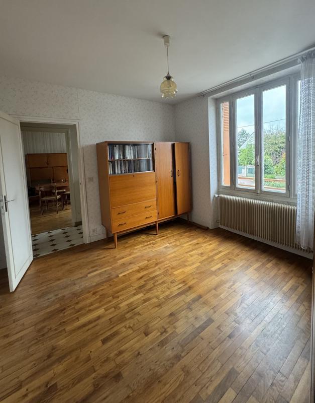 Maison - 97 m² - 4 pièces