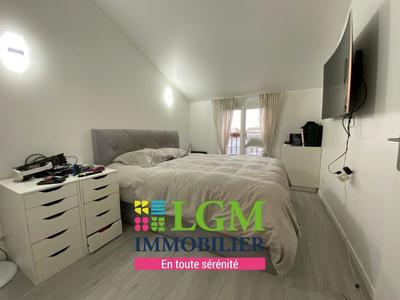 Appartement - 119 m² - 6 pièces