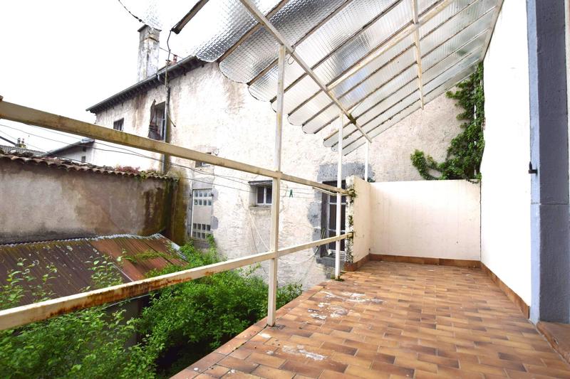 Maison - 240 m² - 10 pièces