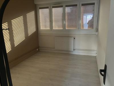Appartement - 66 m² - 2 pièces