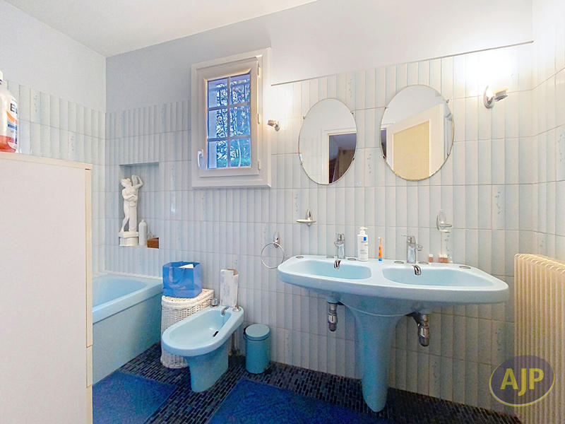 Maison - 115 m² - 6 pièces