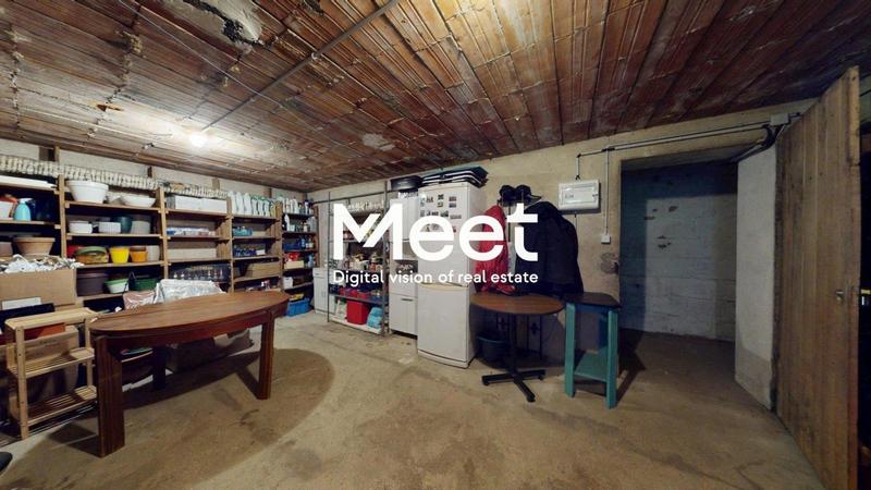 Appartement - 100 m² - 5 pièces