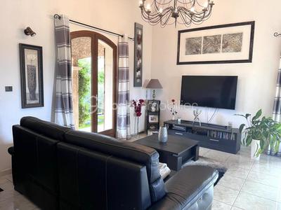 Villa - 127 m² - 6 pièces