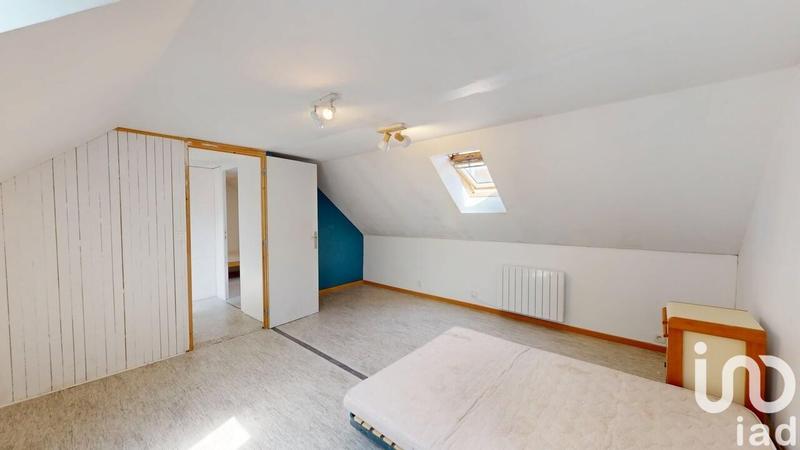 Maison - 99 m² - 7 pièces