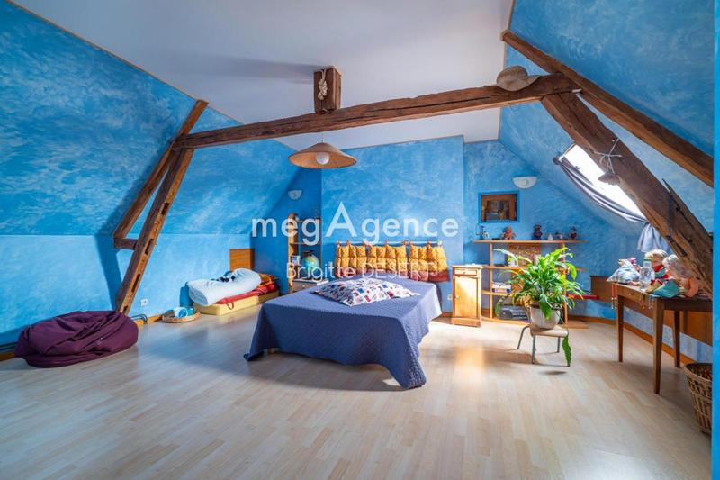 Maison - 170 m² - 6 pièces