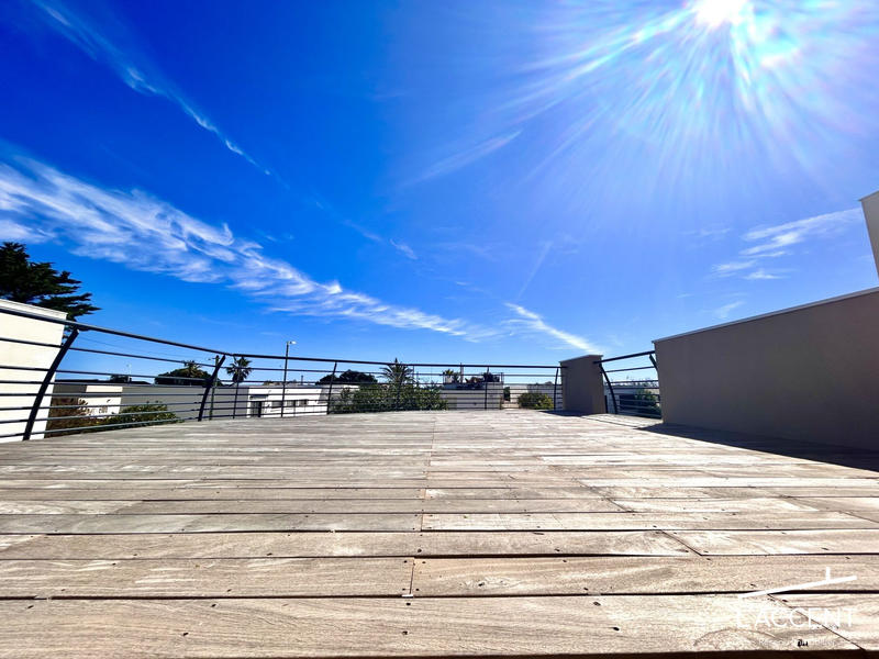 Maison - 191 m² - 6 pièces