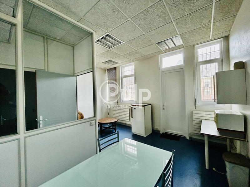 Immeuble - 330 m² - 11 pièces