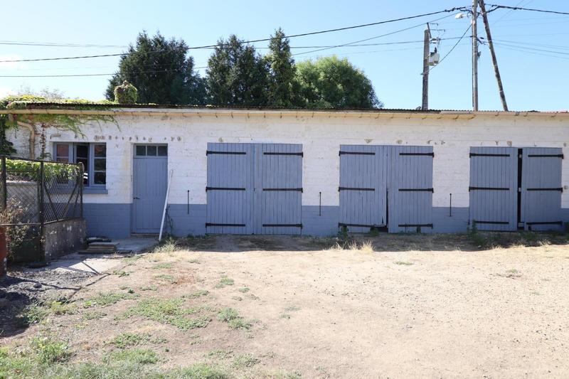 Maison - 237 m² - 10 pièces