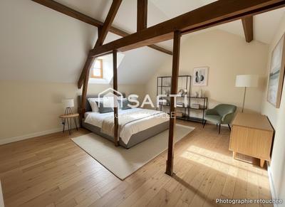 Maison - 99 m² - 5 pièces