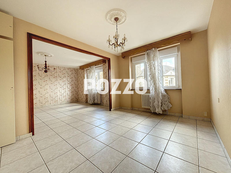 Immeuble - 164 m² - 6 pièces