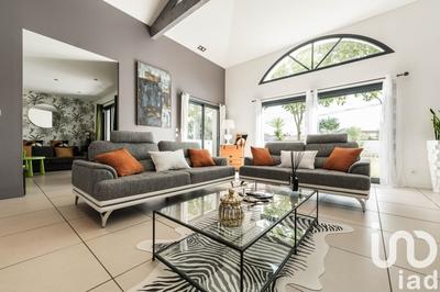 Maison - 144 m² - 5 pièces