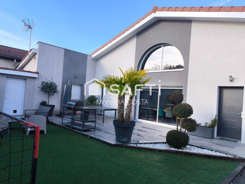 Maison - 135 m² - 6 pièces