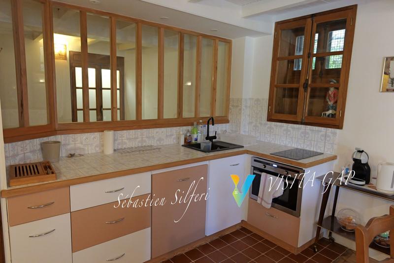 Maison - 320 m² - 3 pièces