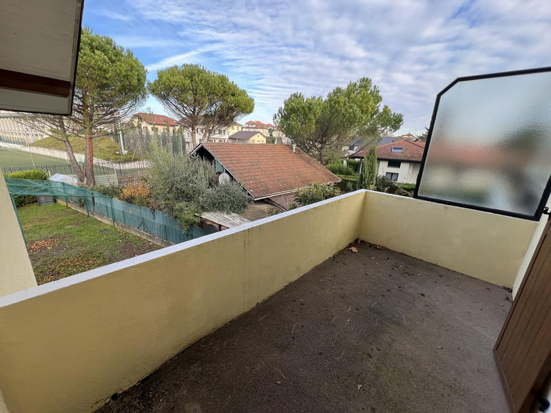 Maison - 287 m² - 10 pièces