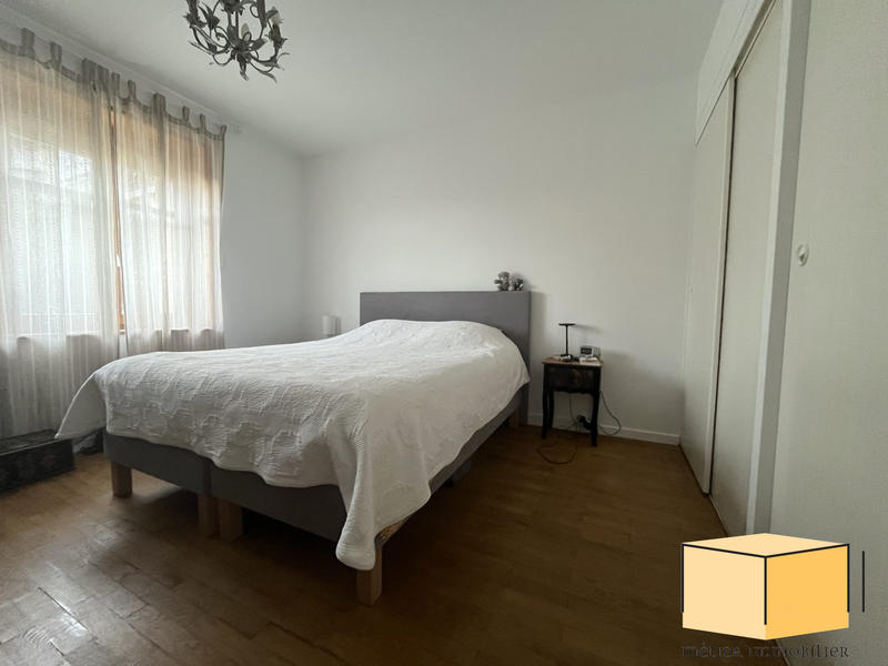 Villa - 238 m² - 7 pièces