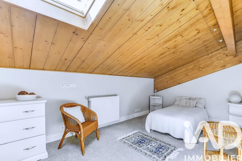 Maison - 435 m² - 11 pièces