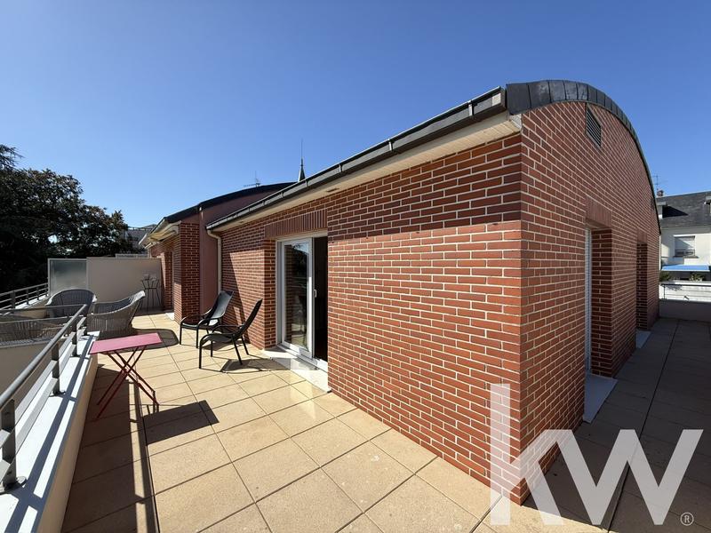 Appartement - 121 m² - 4 pièces