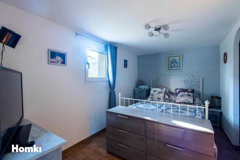 Villa - 180 m² - 7 pièces