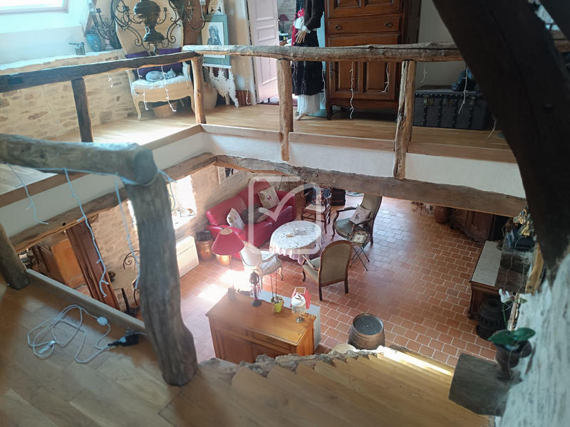 Propriété - 161 m² - 6 pièces