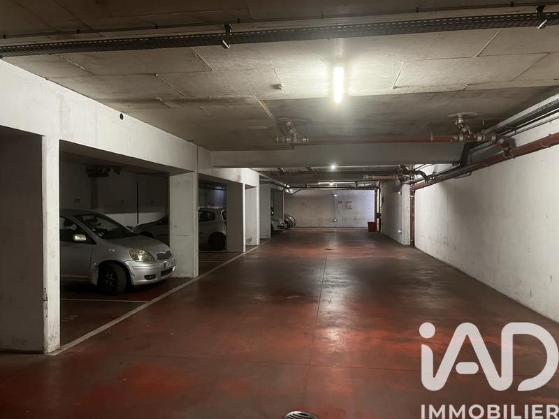 Parking - 172 m²