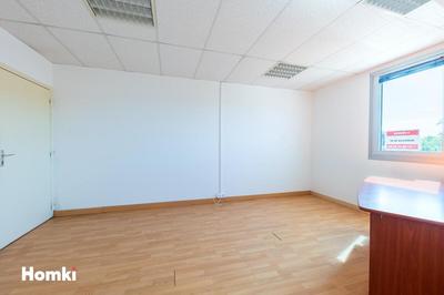 Bureau - 47 m² - 3 pièces