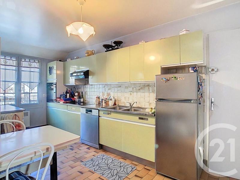 Maison - 103 m² - 7 pièces