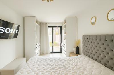 Appartement - 90 m² - 5 pièces