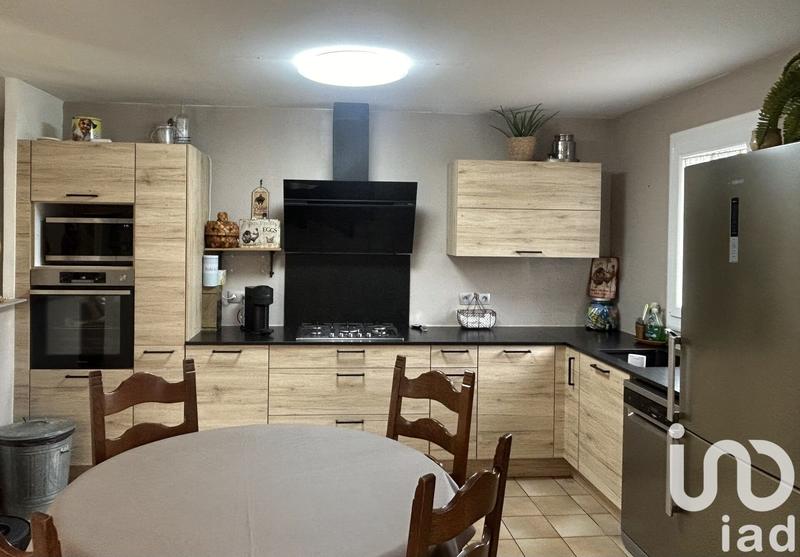 Maison - 90 m² - 4 pièces