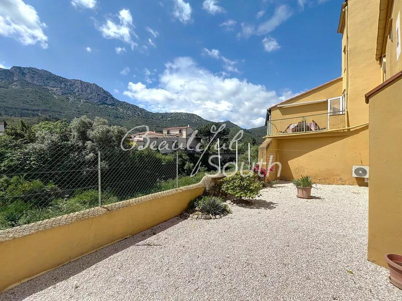 Maison de village - 95 m² - 5 pièces