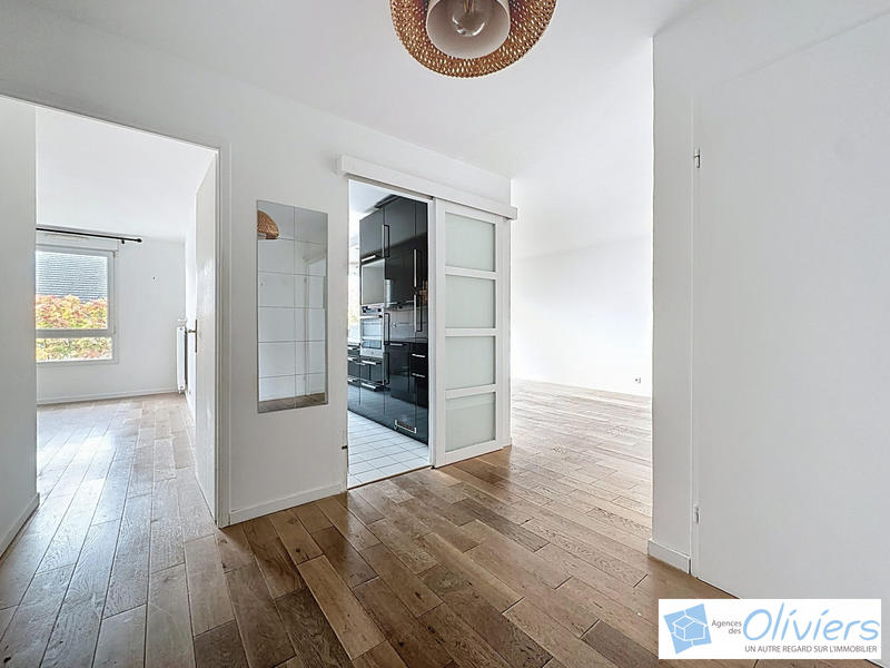 Appartement - 84 m² - 4 pièces