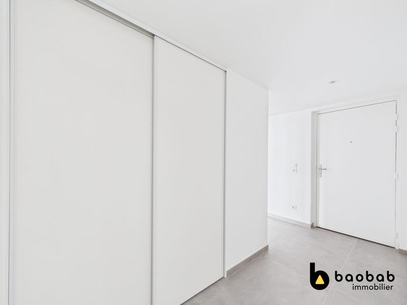 Appartement - 94 m² - 4 pièces