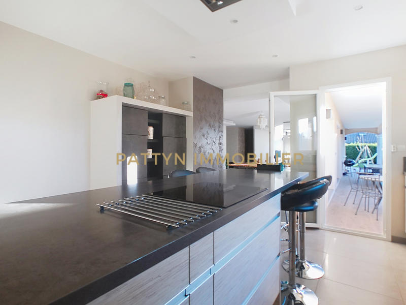 Maison - 159 m² - 7 pièces