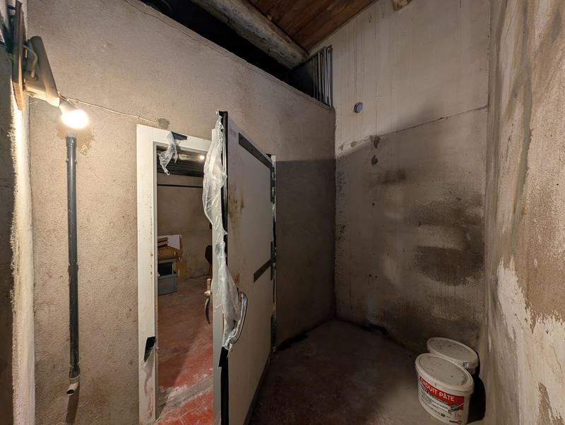 Immeuble - 146 m² - 7 pièces