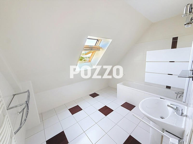 Maison - 117 m² - 5 pièces