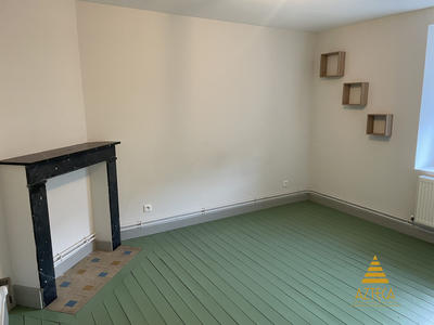 Appartement - 75 m² - 5 pièces