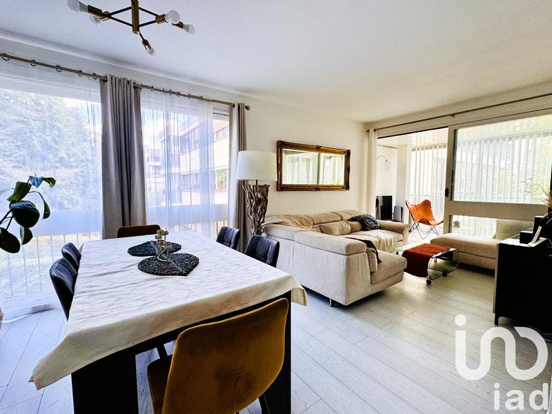 Appartement - 97 m² - 4 pièces