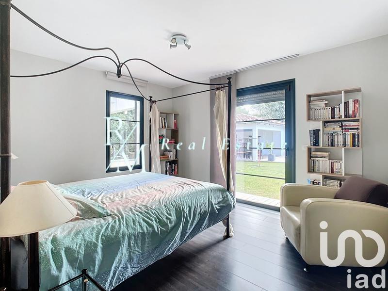 Maison de maîtres - 265 m² - 10 pièces