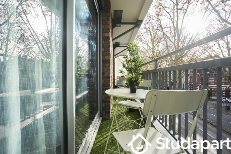 Chambre - 12 m² - 1 pièce