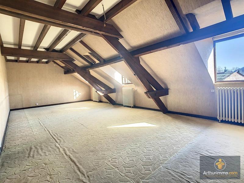 Maison - 426 m² - 18 pièces