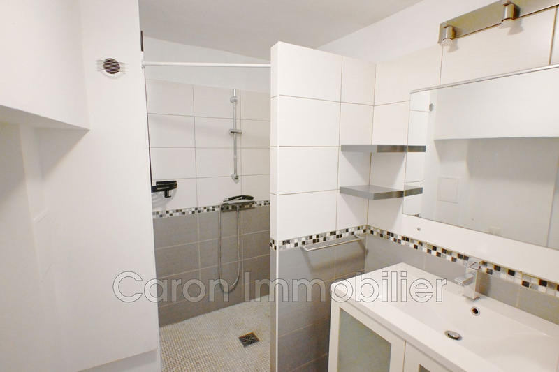 Appartement - 79 m² - 2 pièces