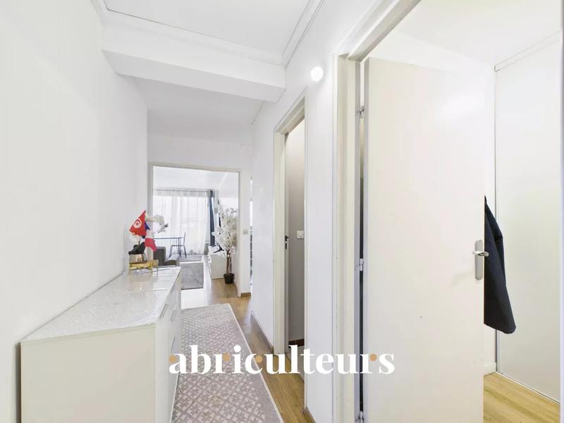 Appartement - 80 m² - 4 pièces