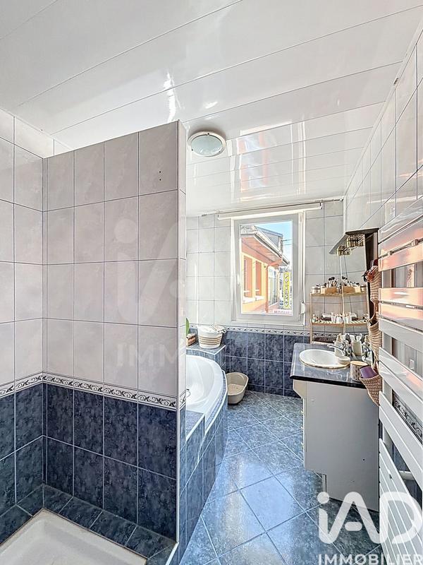 Maison de ville - 218 m² - 5 pièces