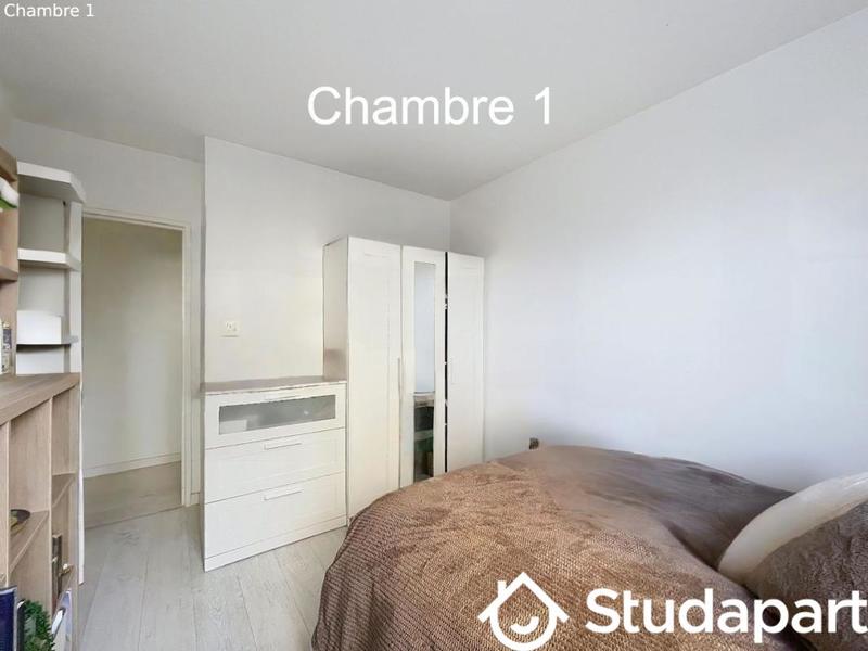 Chambre - 10 m² - 1 pièce